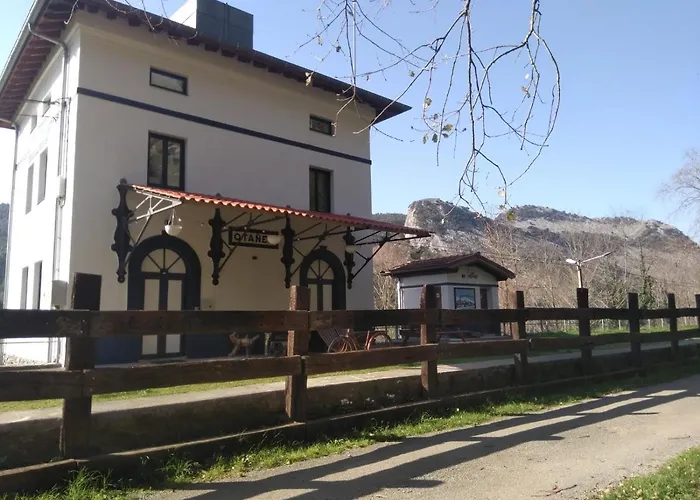 Castro Urdiales - La Vieja Estacion - Cerca De Bilbao